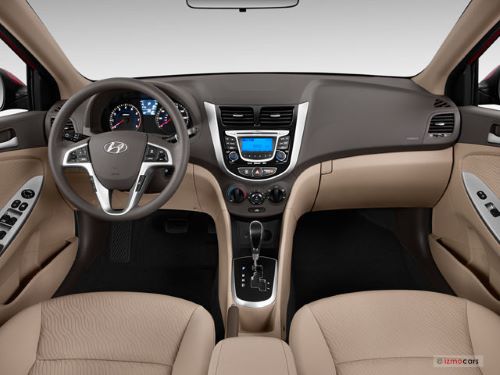 2012 Hyundai Accent interior